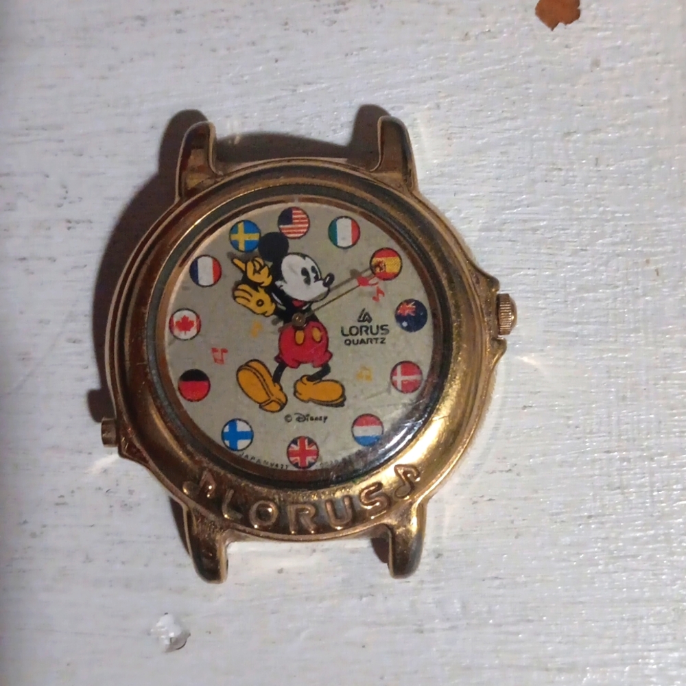 Vintage mickey mouse watch